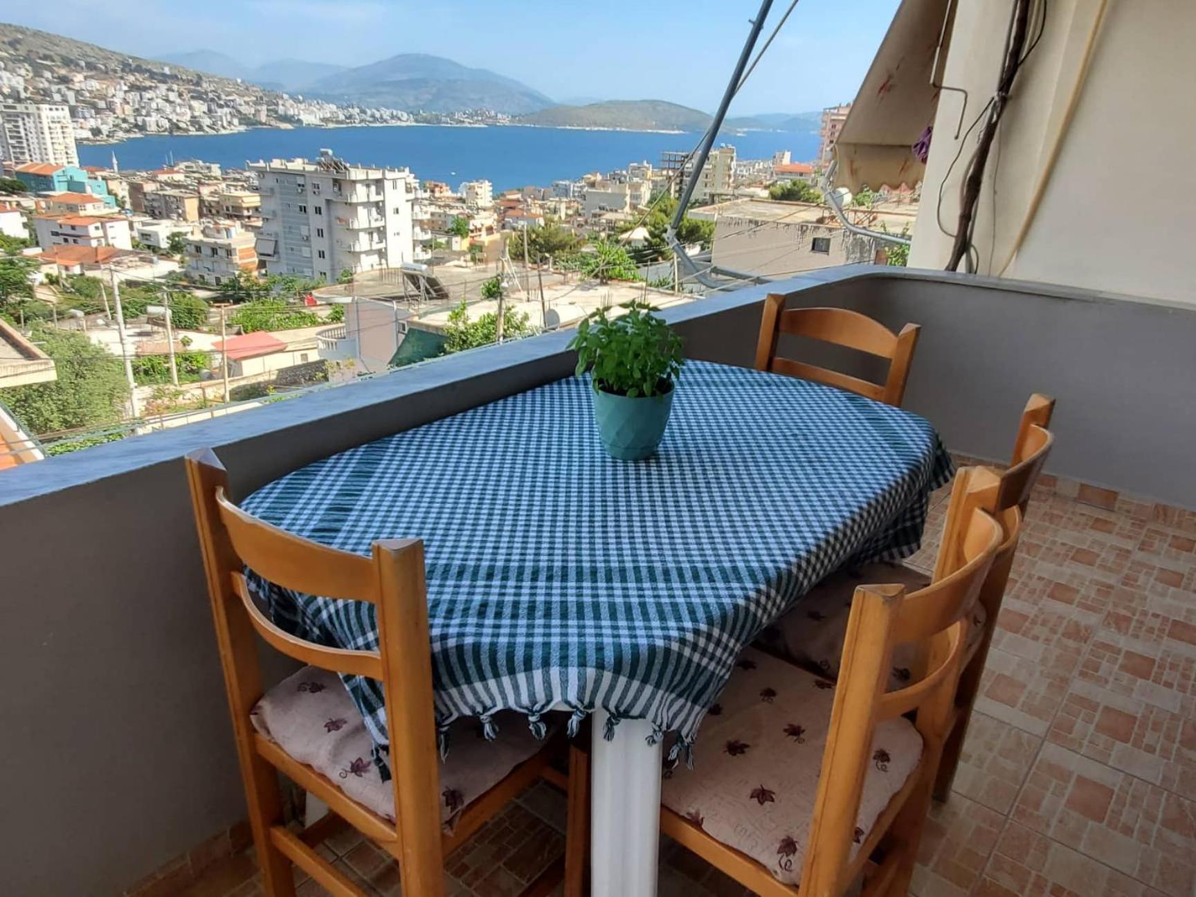 Guest House Sandri Sarandë エクステリア 写真