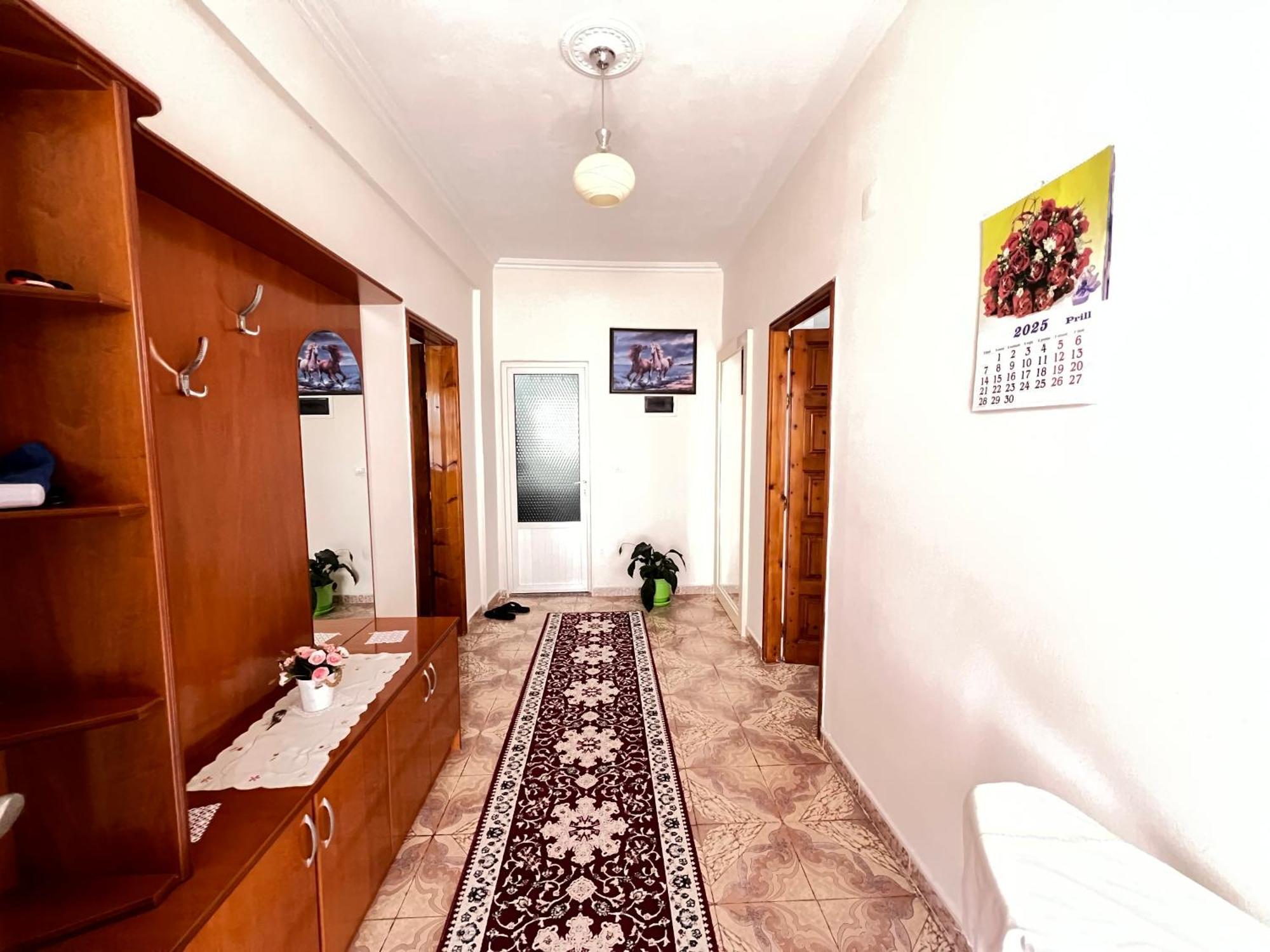 Guest House Sandri Sarandë エクステリア 写真